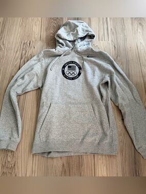 Nike Gray United States Olympic Team Club Fleece Pullover Hoodie Size S